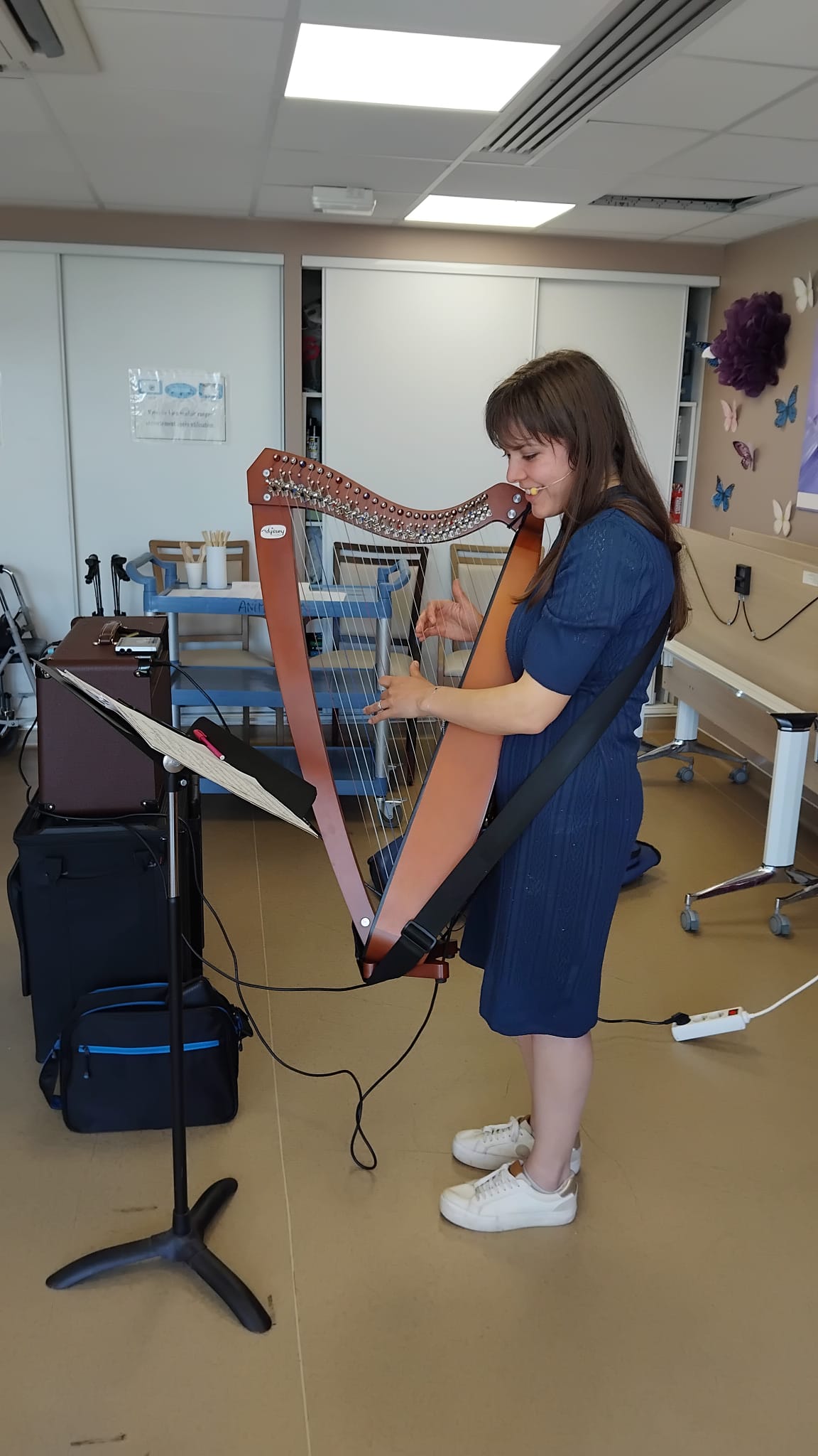 Chant avec Lise et sa Harpe  du Conservatoire aux Bégonias le 30042026 