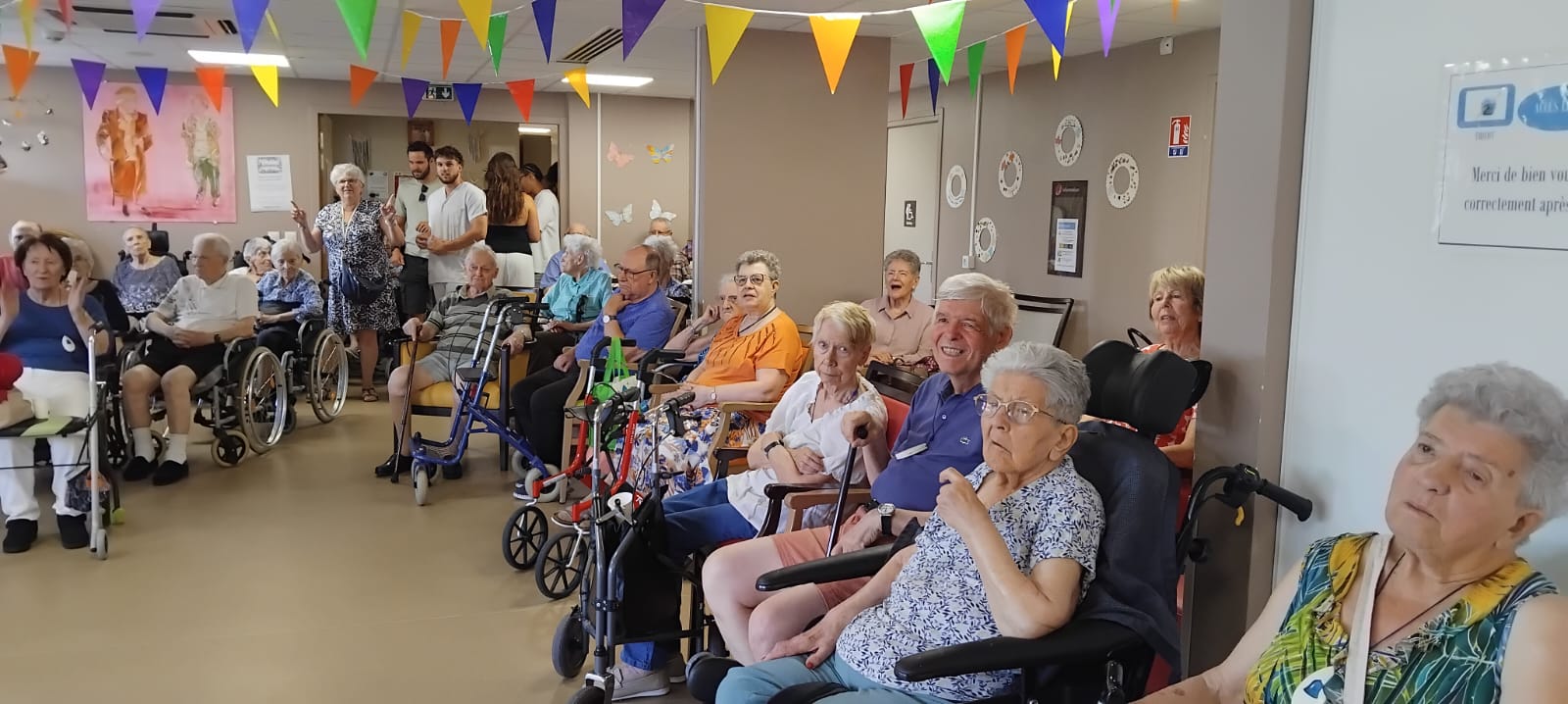 Anniversaire du mois de juin 2025 avec Orphéane EHPAD Les Bégonias 