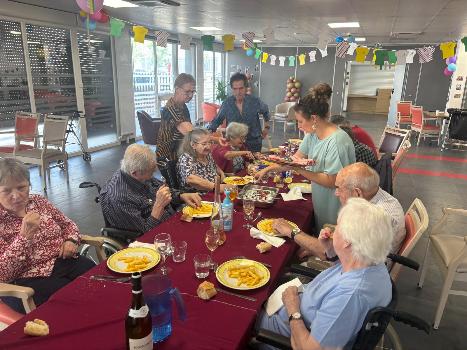Groupe Repas aux Jardins Voltaire 10072026