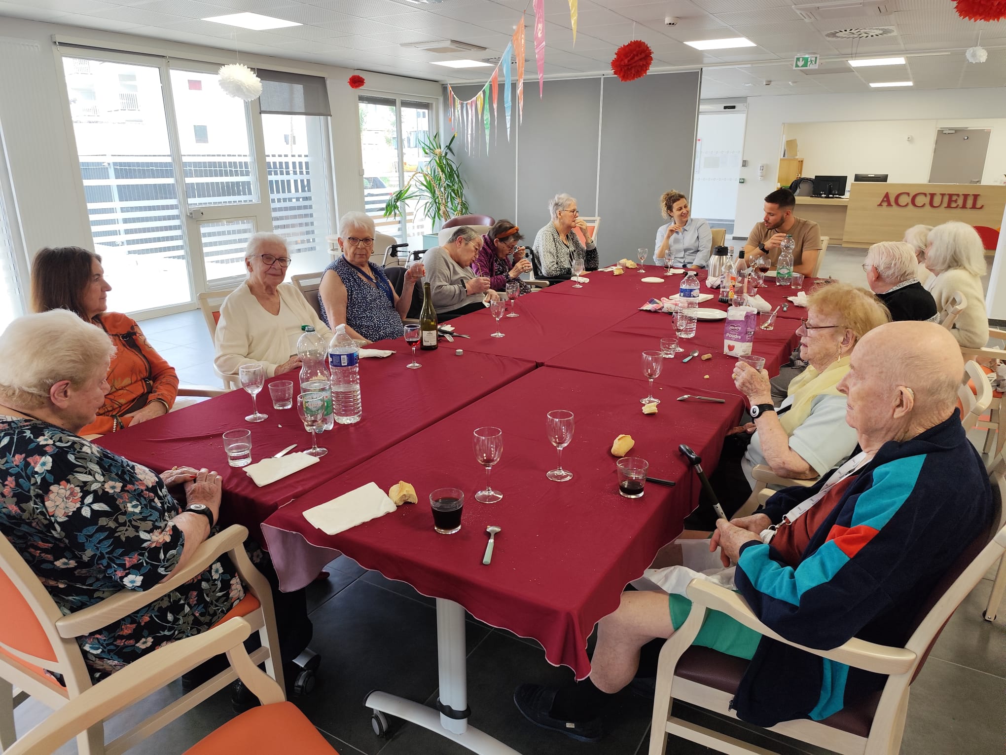 Groupe repas barbecue aux Jardins Voltaire - 180924