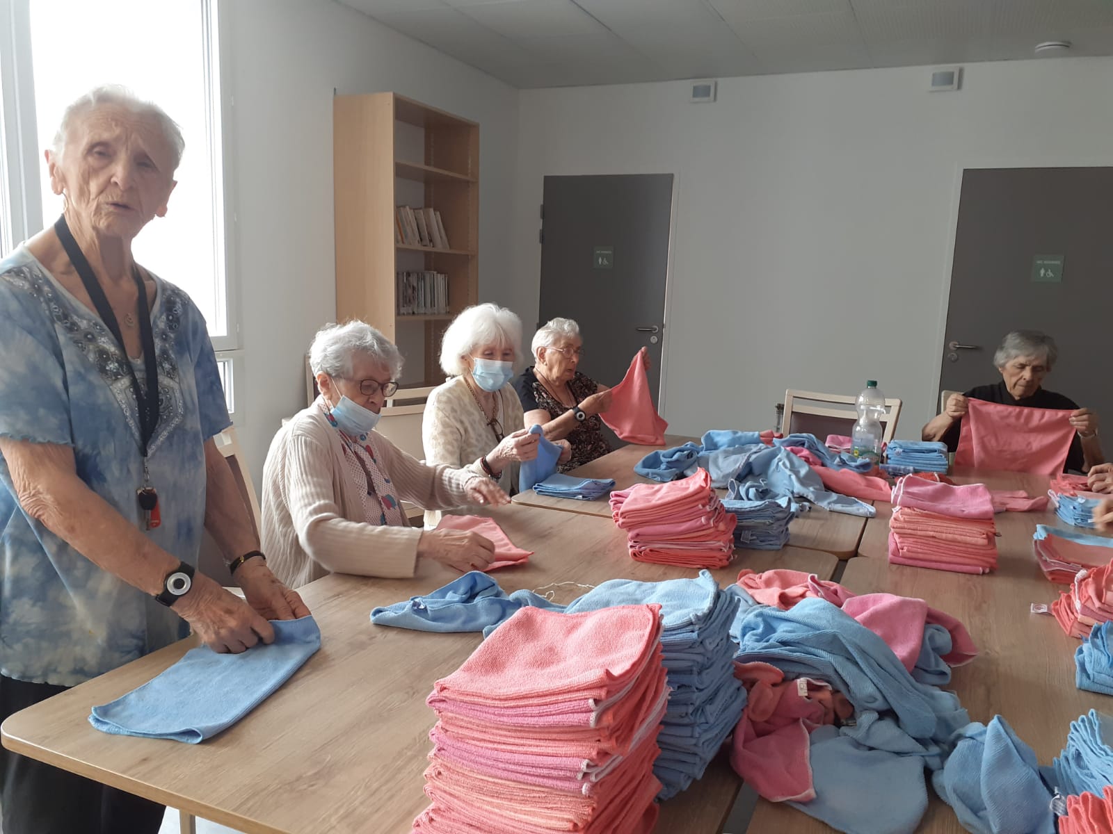 Un peu de pliage de linge - 050824