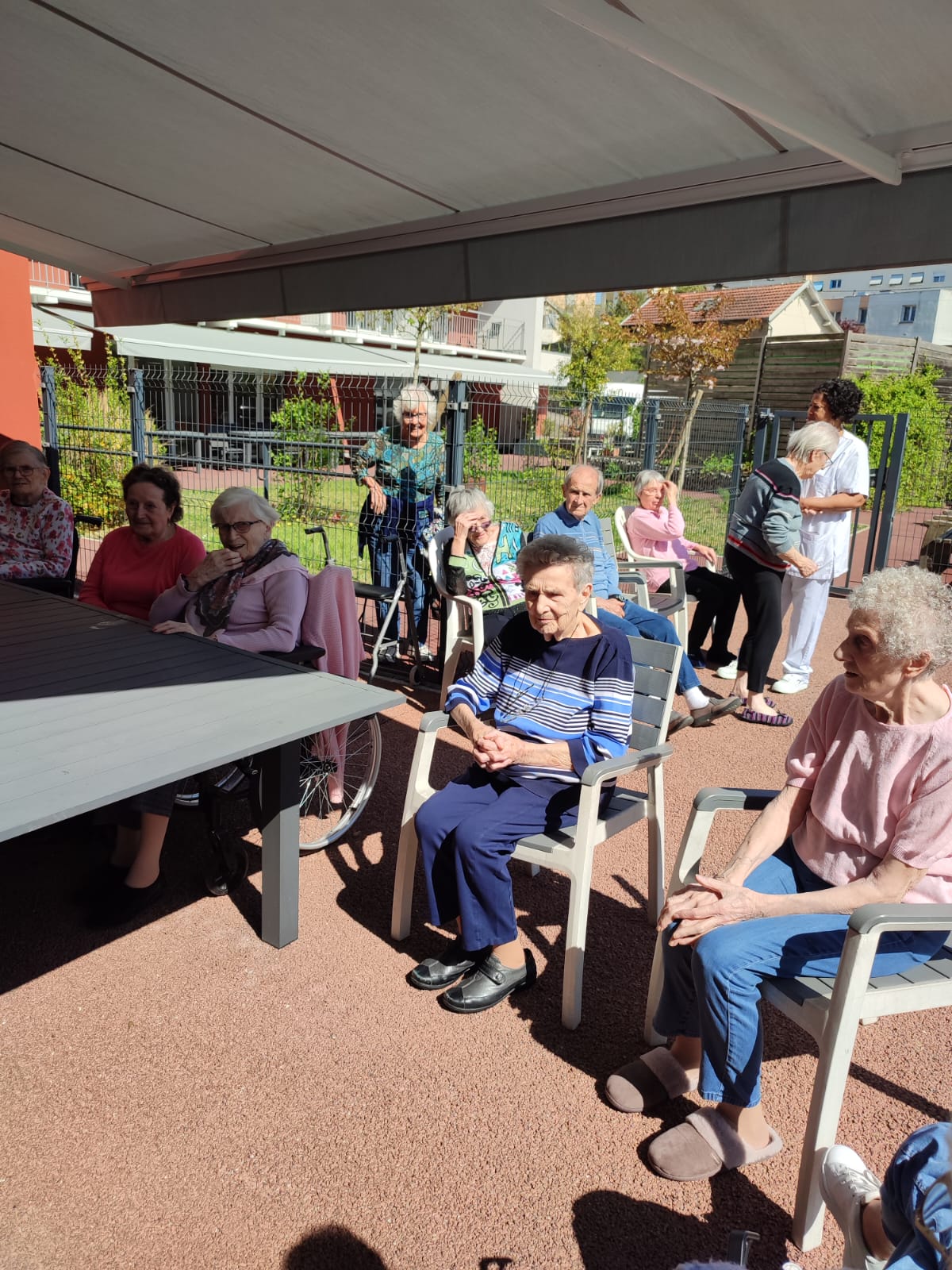 Rencontre entre l'unité protégée des Bégonias et le PASA de Voltaire le 9 avril 2025