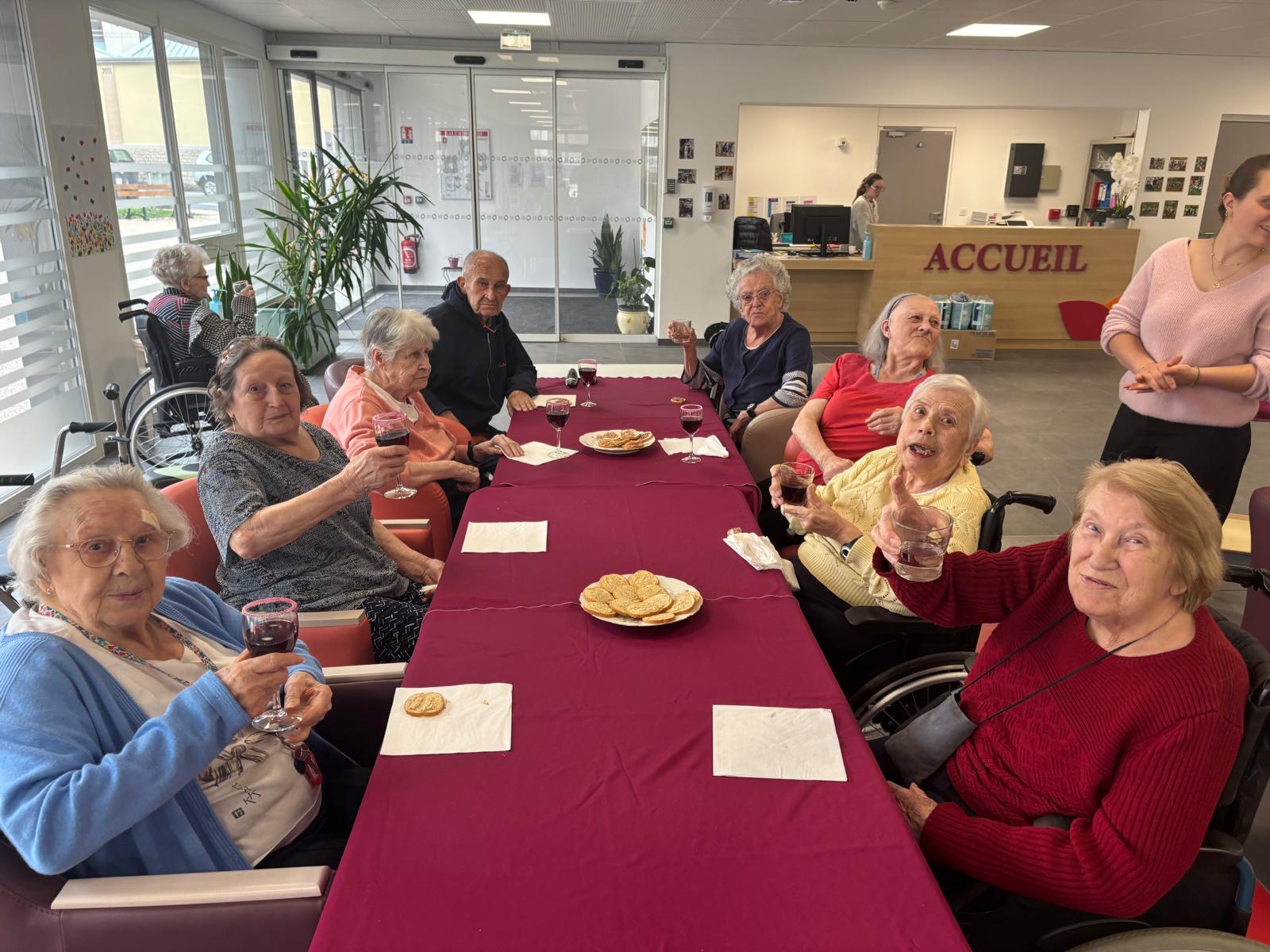 Apéro du 17 avril 2025 offert par l'association Sourires de Résidents 